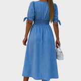 Nina – Glänzendes Denim-Kleid
